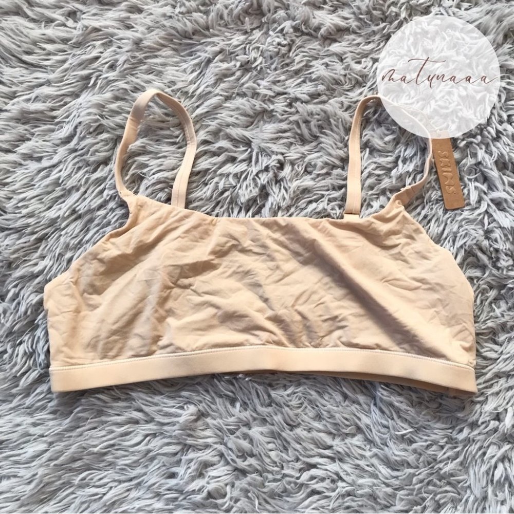 Skims Fits Everybody Scoop Neck Bra in Sand XL